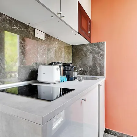 Apartment Authentic - 2p - Canal Saint-martin *